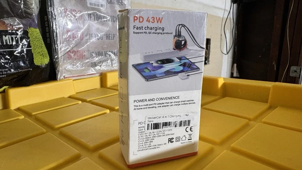 UniverCell 43W 4-Port Wall Charger USB-C/USB-A Fast Charge White WV33US-CCA